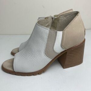 Sorel Nadia Ankle Bootie White & Tan Peep-Toe Block Heel Shoes  8